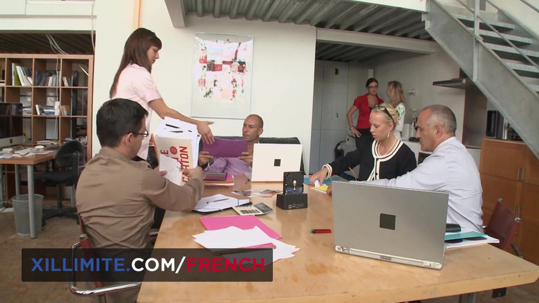 French girls at work: Sekreterares sekreterare