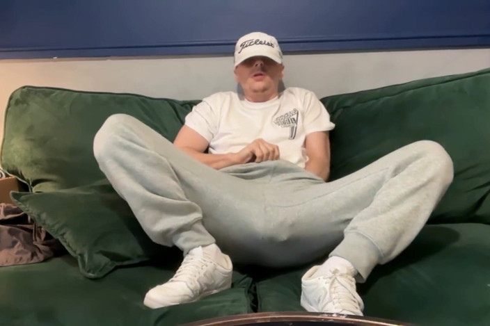 Caleb Acadia: Brit Lad Wank Masturbacja Solo