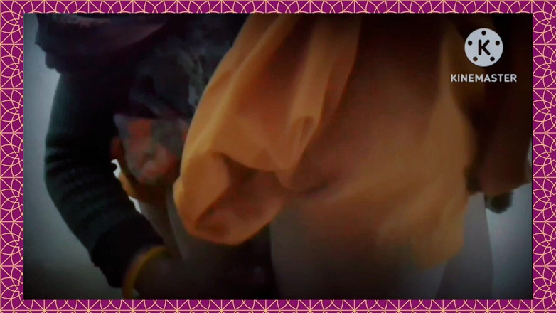 TricolorMusic3: Гаряча сексуальна студентка дезі приходить з коледжу голою вдома і повільно гладить свою пизду і згадує член свого друга