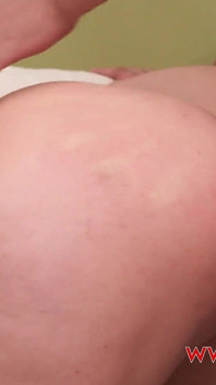 Para servir, proteger e foder milfs. Kari Cachonda