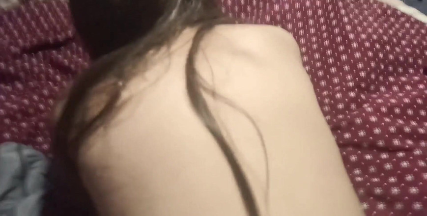 Astrid Cute: Měla jsem sex se svou kamarádkou po večírku. Ráda sténá,...