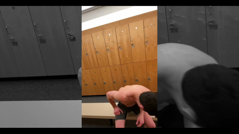 Jay Stroke: Post entrenamiento desnudarse