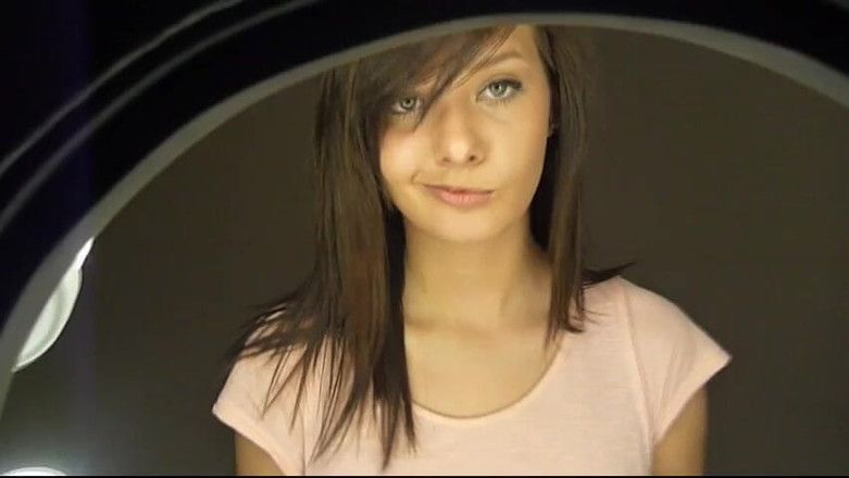 Watch4beauty: Casting Anna