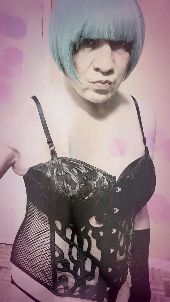 kandiKane: Transsexuală braziliană sexy efeminat își pompează fundul strâmt Little Pipe Pmv