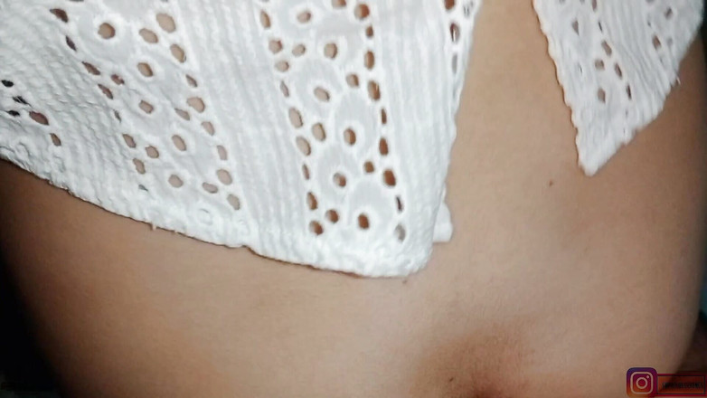 Emma vict: Petite latina esperando seu meio-irmão foder sua buceta em casa -...