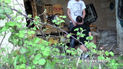 Crunch Boy: Sofian โดน Kameron Frost เย็ดกลางแจ้ง