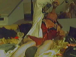 Bedbug: Sugând vibratorul meu