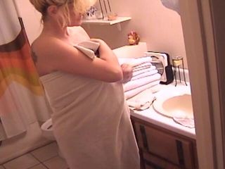 Vintage Life: Pregnant Blond MILF Sucking Loaded Rod.