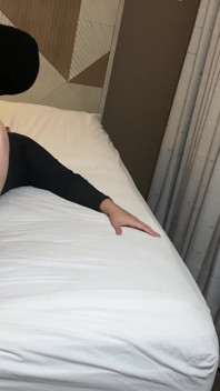Sexy Blonde cheats in hotel
