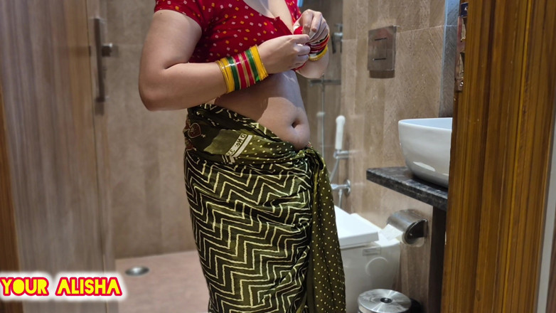 Your Alisha: Found Bhabhi Naked in the Washroom and Fucks Her