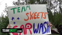 Team Skeet: Con đĩ nghiệp dư Alice White bị xà phòng và ướt ẫm