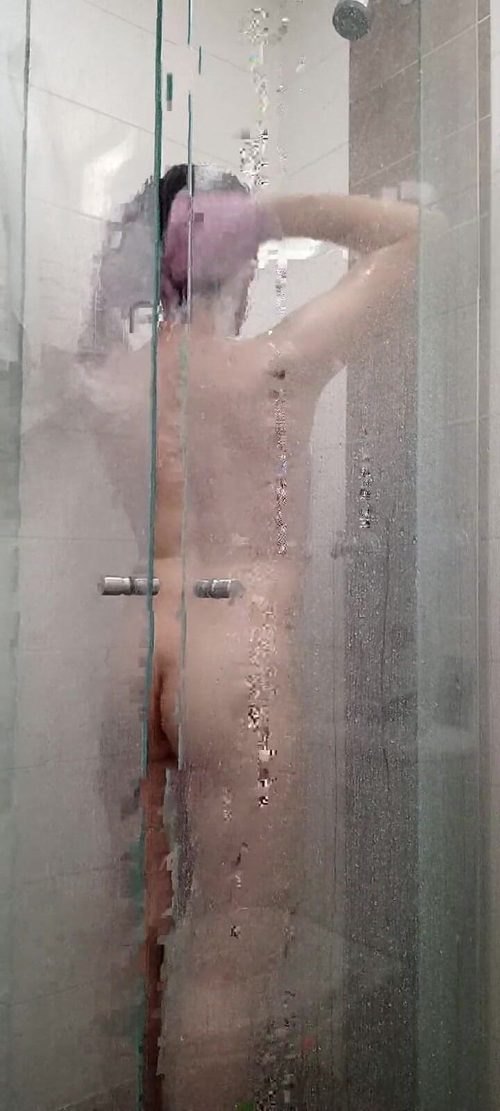 Diego_latinboy: Big Dick Ducha Gym Hairy Bush Jerking off Cum in...