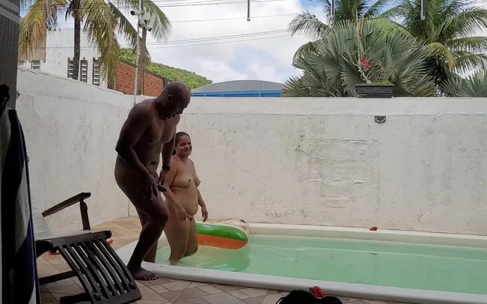 Paty Bumbum: Black Guy with a Giant Dick Broke My Ass Alex...