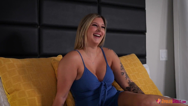 CreamPiled: Sexy manželka Lexi je v rozhovoru tak nadržená a mokrá
