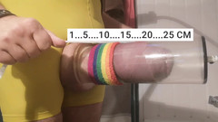 Monster_Meat_: Il mio cazzo in silicone è lungo 25 cm