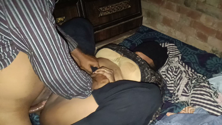 Bhabhi UP: Muskan Bhabhi Bhartiya Lugai