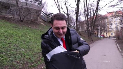 Andrea Dipre Channel: Kouření v parku pro krále porna Andrea Dipre