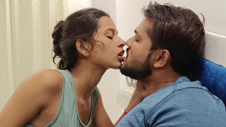 Londamaal123: Indian Girl Want Hardcore Sex with Boyfriend