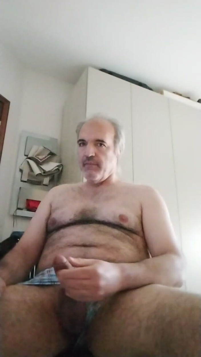 Setesesso7: Jerk off Your Penis to Truly Enjoy Your Short Life