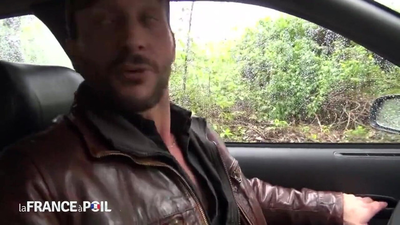 French Gonzo: कामुक युवा रंडी को कैबी से गंदी सवारी मिलती है