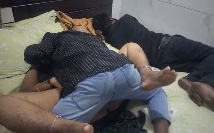 Benita sweety: कॉलेज छात्रा का आंटी के साथ सेक्स, उसके पति को सेक्स करने में कोई दिलचस्पी नहीं है