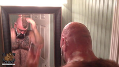 Muscle Bear Porn: Holení zblízka