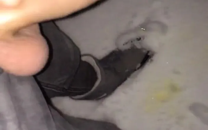 Idmir Sugary: Mountain Uncut Cock Pissing in the Snow