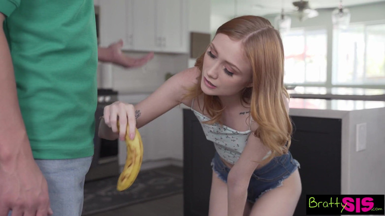 BrattySis: My stepsister is bananas