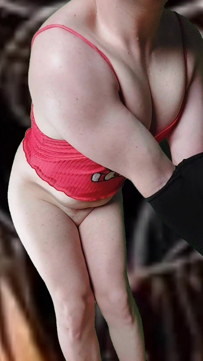 Kitty_Cross: Sexy roztomilá Femboy Booty Sissy v roztomilé pyžamce Poskakující zadek...