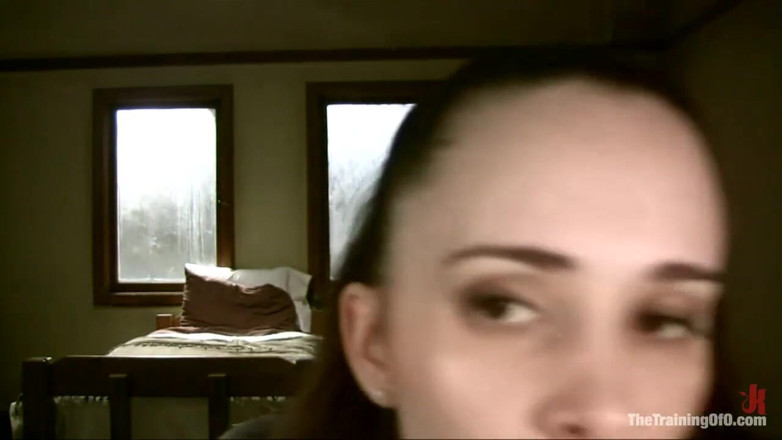 The Training of O by Kink: Utbildningen av Maya Matthews, dag tre