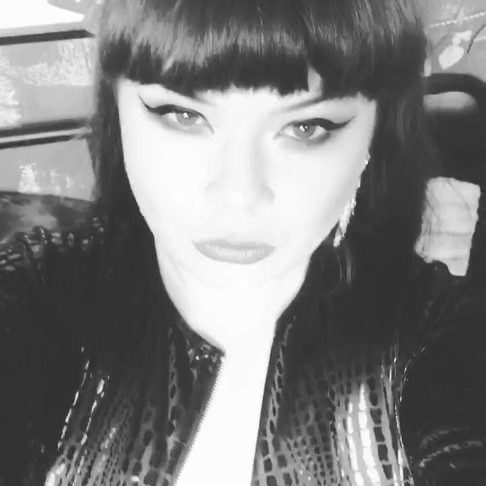 Roxanne Miller: Black and White Goddess
