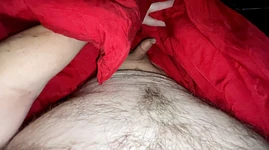 내 작은 포피 자지를 가지고 놀아!
