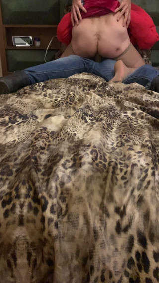 cd_aysemmm: Min 18 -åriga styvson kom i min strumpbyxor