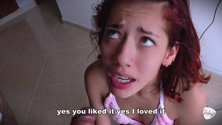 Pelaje mix: Nevlastní sestra se probudí hladová, aby ochutnala ptáka svého nevlastního...