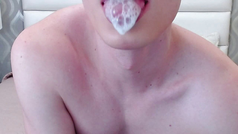 Doggy style1: Terminé y me comiendo mi propio semen