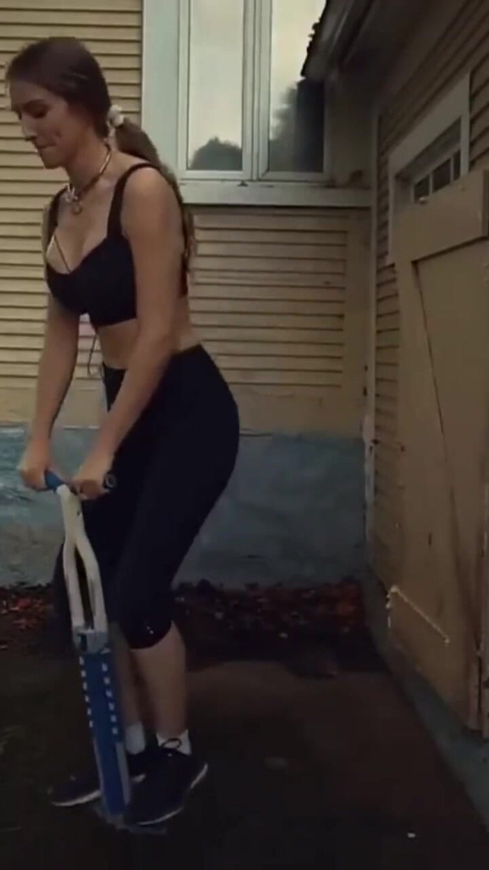 Piper Blush: Kamu punya trik pogostick?