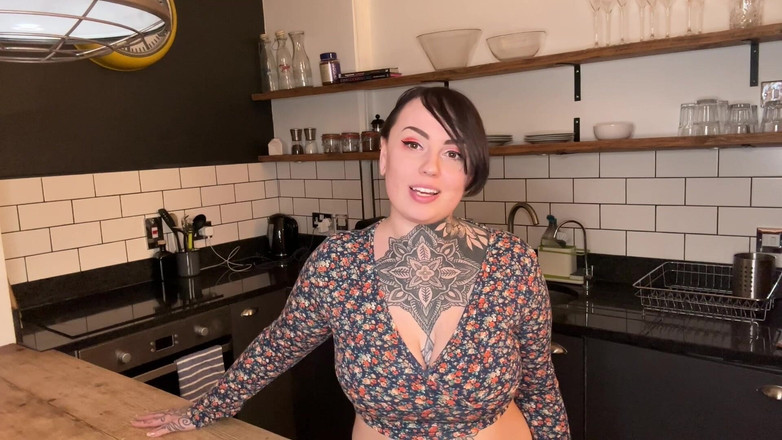 Miss Valentina: टीचर धमकी-फंतासी