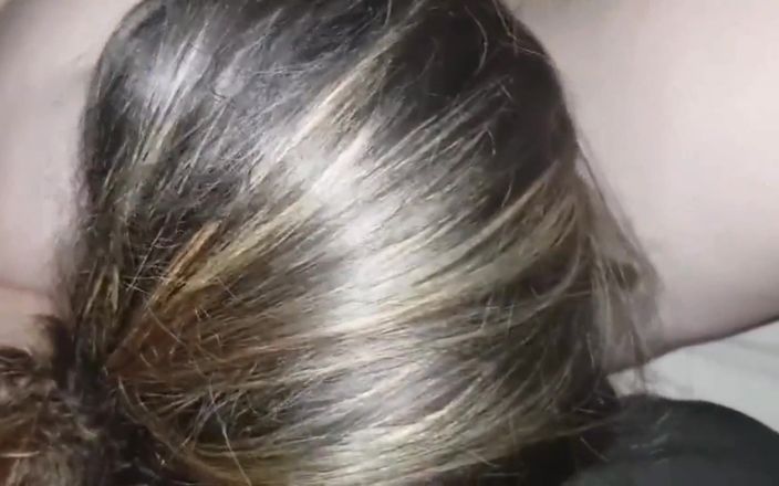 Real homemade BBW BBC porn: МЖЖ лизать трахает пальцами киску, принимая большой черный член раком глубоко в мою киску