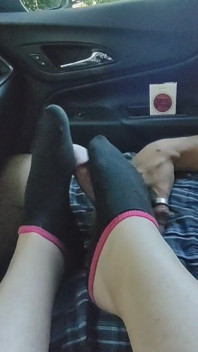Černá kotníková ponožka footjob Sockjob - stříkání na ponožky