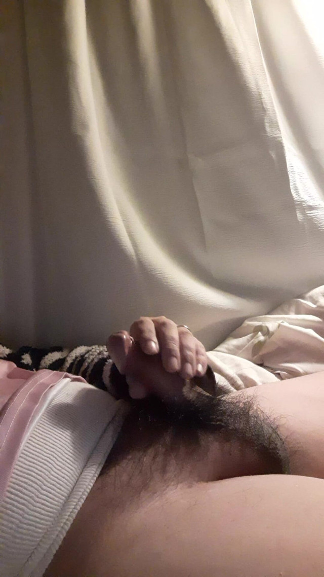 Men-loving Japanese People Are Welcome Masturbation Ejaculation (Yellowed)