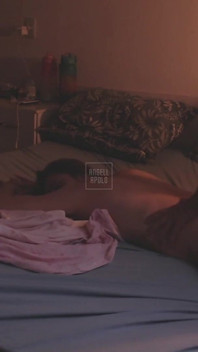 Pareja Real Tiene Sexo Caliente Y Romántico En Un Día Lluvioso
