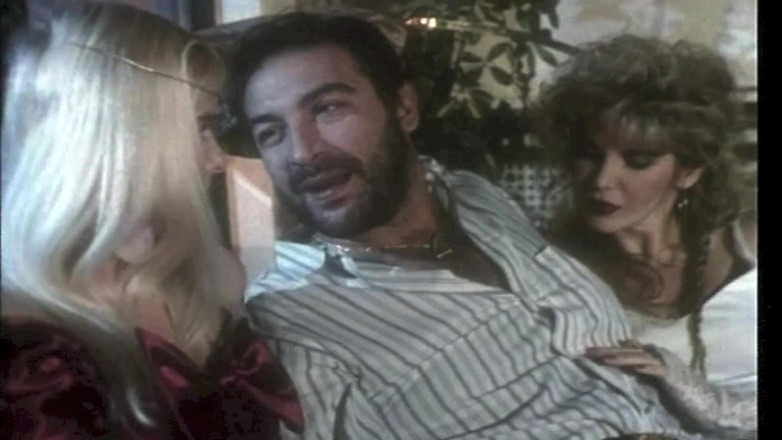 Inhonorof porn: Cicciolina i inne dziwki ruchają się z Rocco Siffredim i...