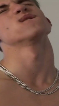 จ๊อคกล้ามแชร์เย็ดหมู่สามคนสุดฮอตด้วยความหลงใหล