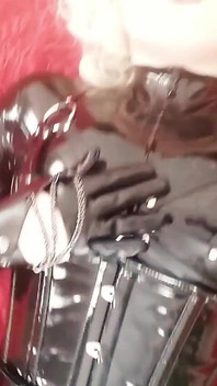 Latexová a pvc škádlení, svádění anální díry a sezení na obličeji od Aryy Grander (femdom POV video)