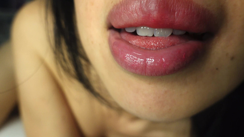 Asmr_mouth: Nauč mě, co je šukání