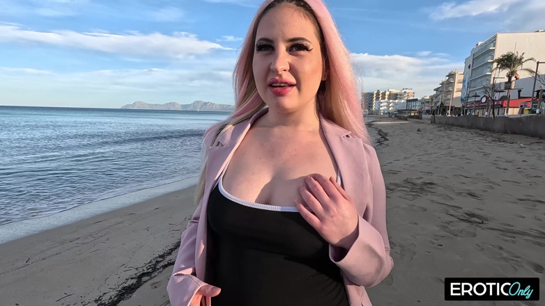 German bitch hunter: German Teacher Meets One of His Students on Vacation and...