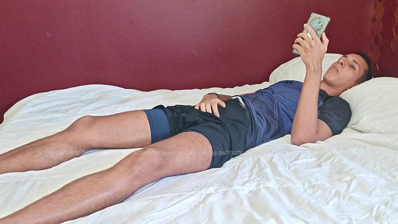 baptiste_petit: Wank on My Bed. with a Masturbator