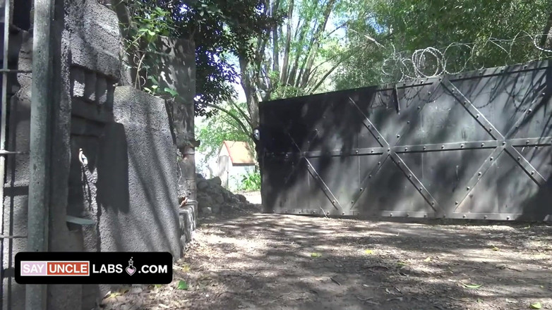 Say Uncle: Muscular guy ass drilled deep outdoor purge-like