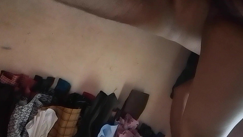 Skydreem1104: Bà nội trợ và chồng làm tình