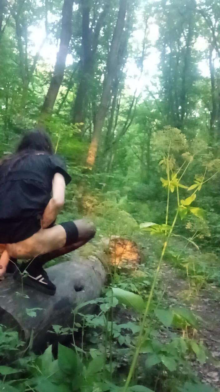 DiiVampy: Me, Dildo and the Forest